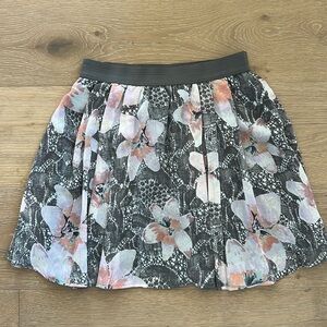Floral Pleated Skirt Like New